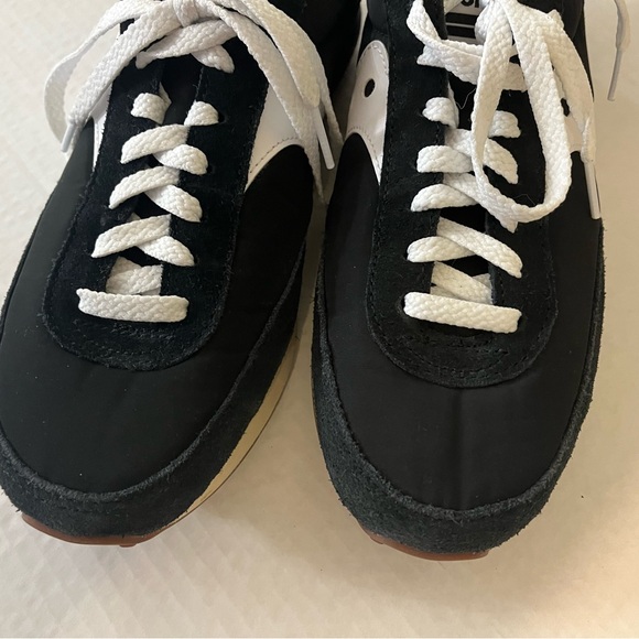 Saucony Womens Black and White Bullet Running Sneakers Size 8 - Picture 10 of 10